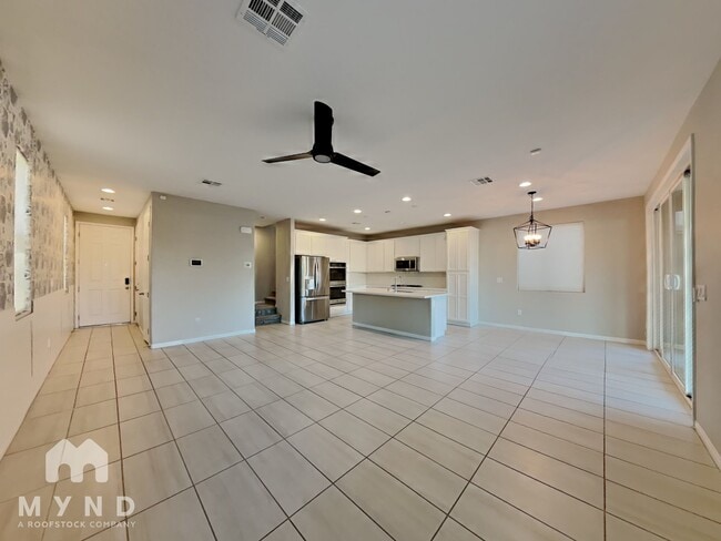 Photo - 5709 Justin Robert St