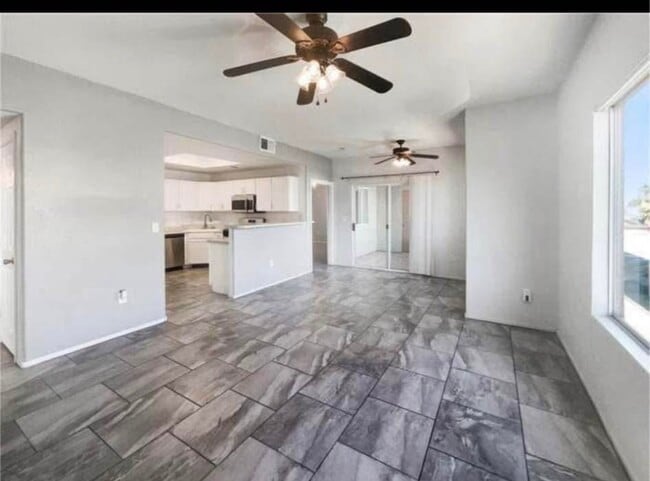 Building Photo - 4655 Gold Dust Ave Unit 4655 Gold Dust Ave #208