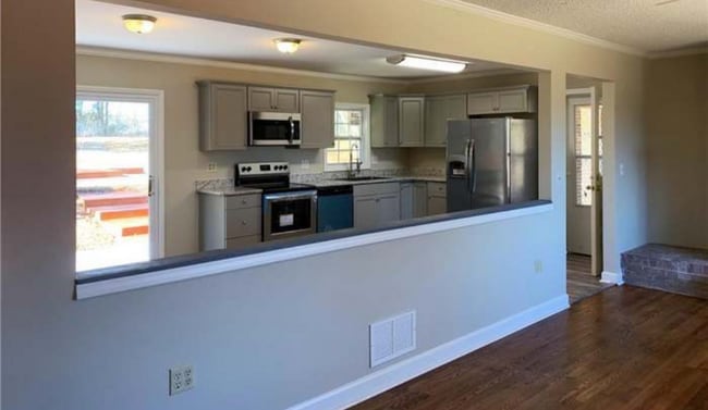 Photo - 512 Andrew Pickens Dr