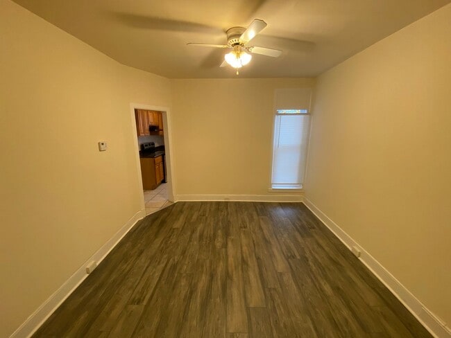 Photo - 547 S Redfield St