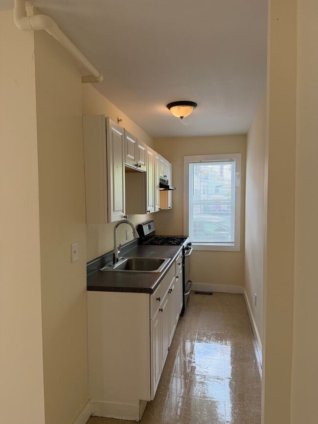 Photo - Carter Realty Trust - 9 Fifth Unit 9-1