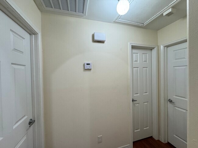 Photo - 7204 N 44th Ln