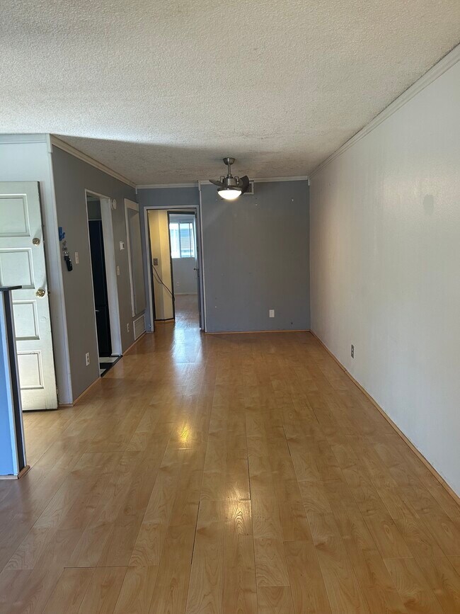 Photo - 777 S Citrus Ave Unit 105