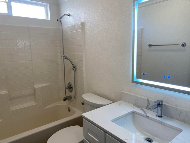 Photo - 1417 Solana Dr