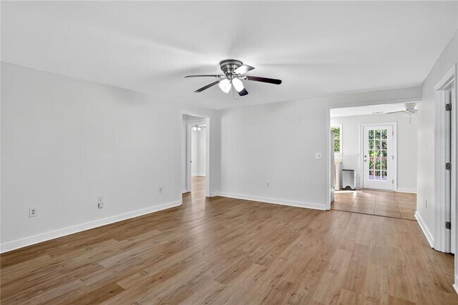 Photo - 14895 Freemanville Rd