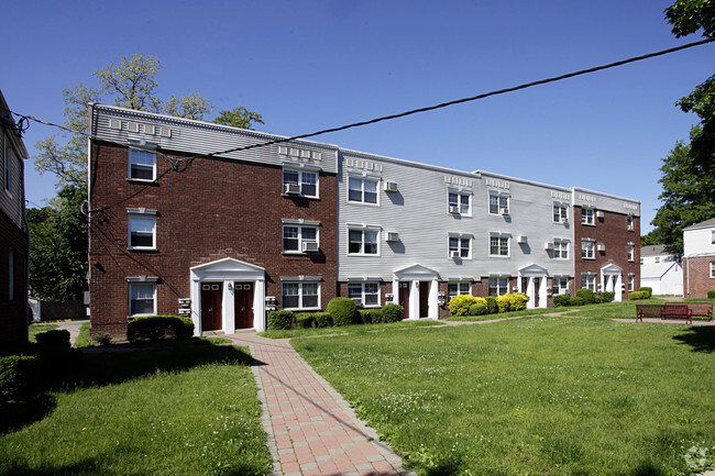 Hastings Village Apartments For Rent in Rutherford, NJ | ForRent.com