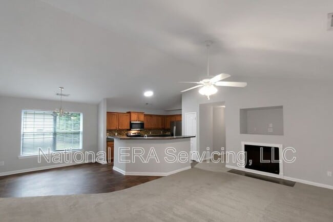 Photo - 121 Breckenridge Pointe