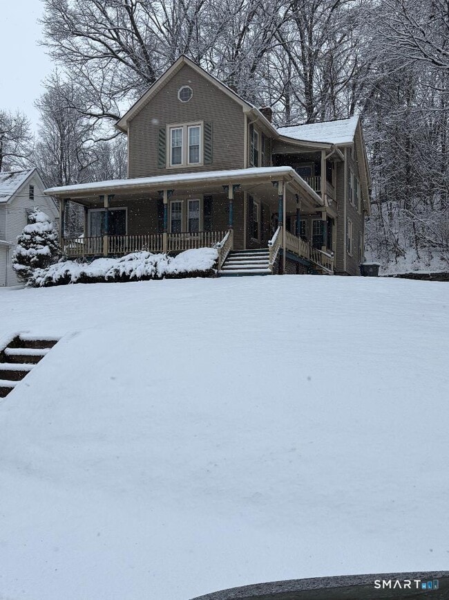 Building Photo - 65 Ingraham St Unit 2