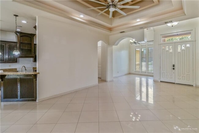 4012 Tyler Ave W