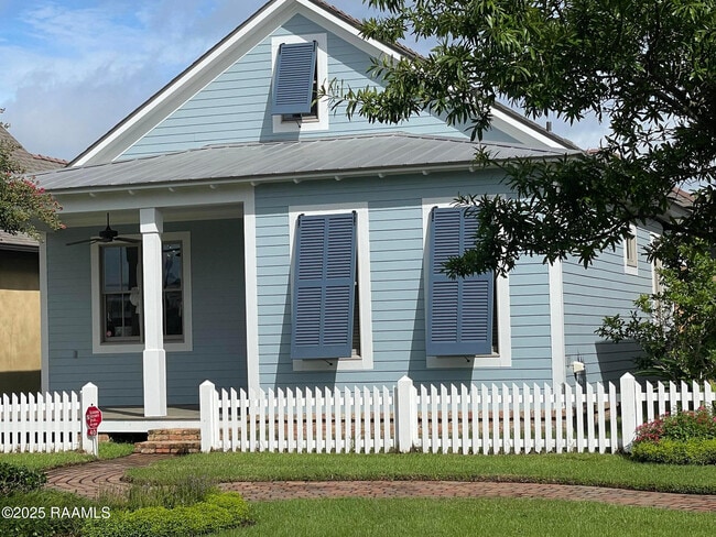 Building Photo - 403 Stonemont Rd