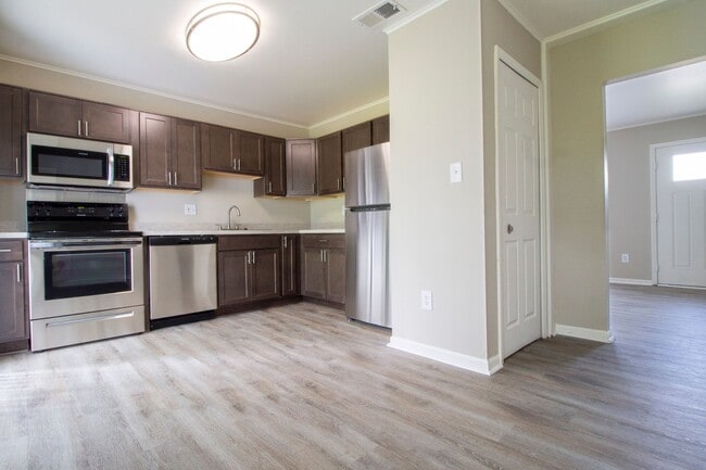 Meadowfield Townhomes of Rochester Hills