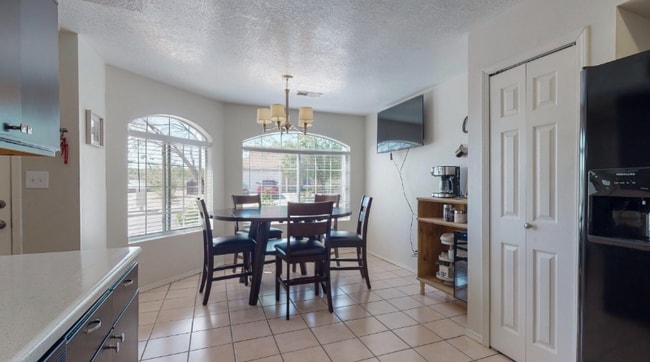 Photo - 1744 Blueberry Dr NE