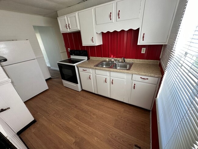 Photo - 2 bed 1 bath