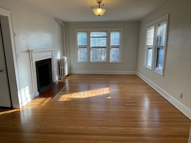 Building Photo - 11 S Highland St Unit 1 Rental