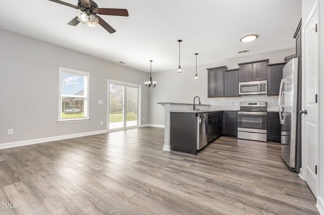 Photo - 205 S Walnut St