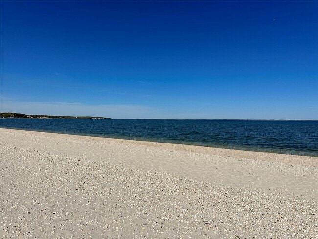 Photo - 48 Oakhurst Rd