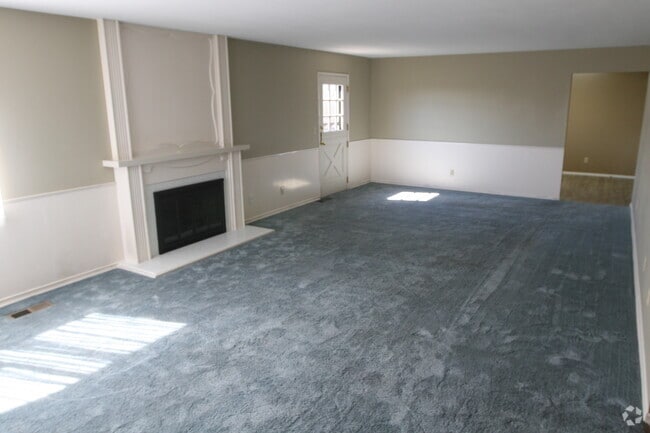 Building Photo - 422 North 62nd Avenue Rental
