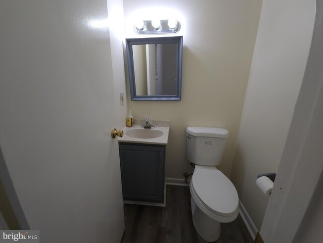 Photo - 360 Hall Rd