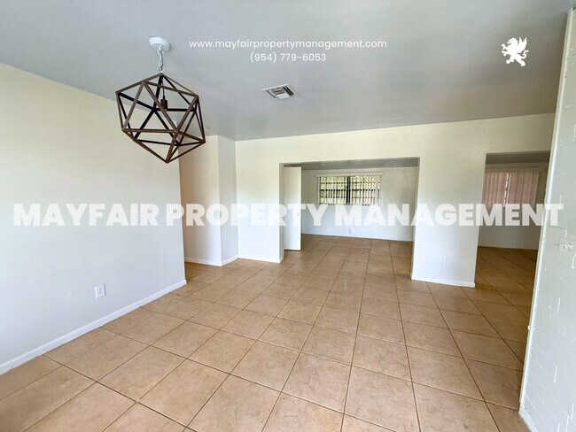 Photo - 20520 NW 24th Ct