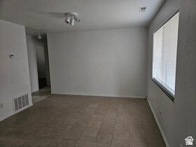 Photo - 215 N 400 W