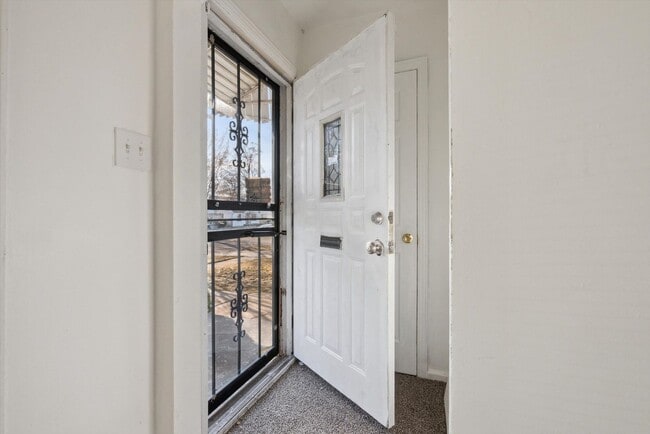 Photo - $1095 3 bedroom bungalow