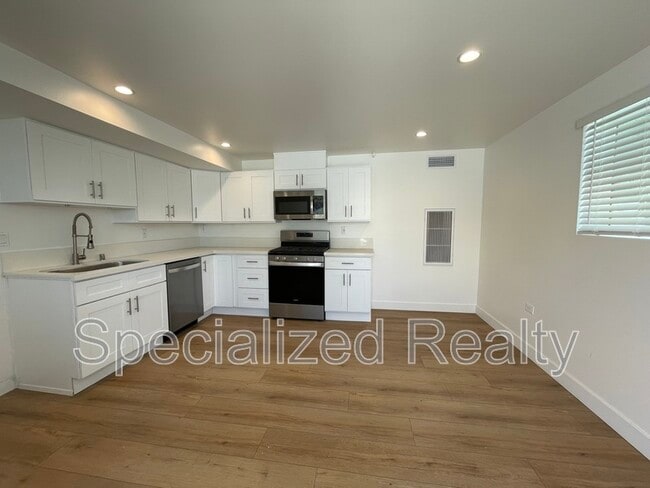 Photo - 1135 Scofield Dr Condo Unit AA