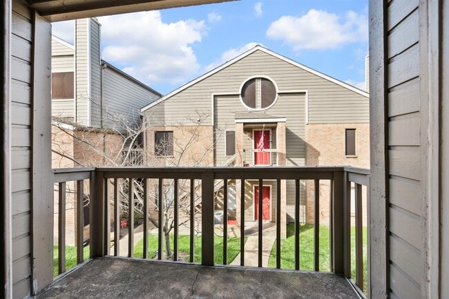 Photo - 2023 Gentryside Dr Unit 304