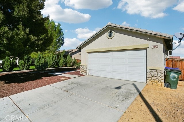 Photo - 11842 Star St