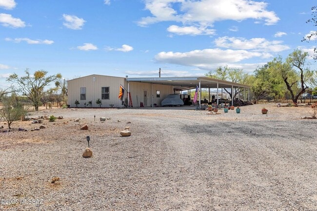 Building Photo - 9031 S Lonesome Ln Rental