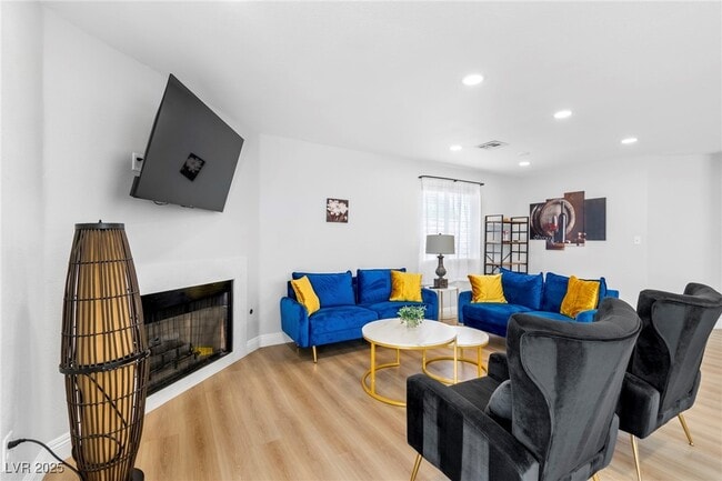 Photo - 2701 Sattley Cir