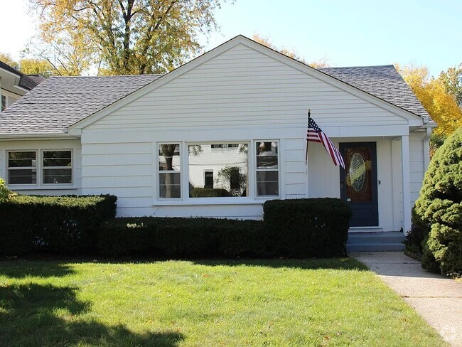 Building Photo - 4216 Forest Ave Rental