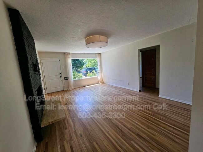 Photo - 6515 SE Steele St