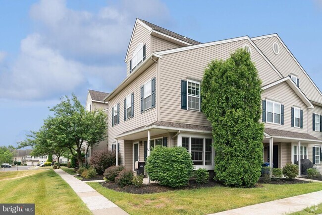 Building Photo - 5103 Drawbridge Ct Rental
