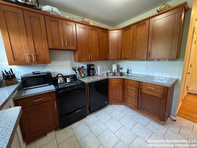 Photo - 1640 Commonwealth Ave Unit 2