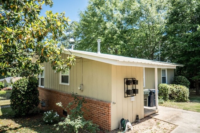 Photo - $500 PER BEDROOM HOUSE IN AUBURN!