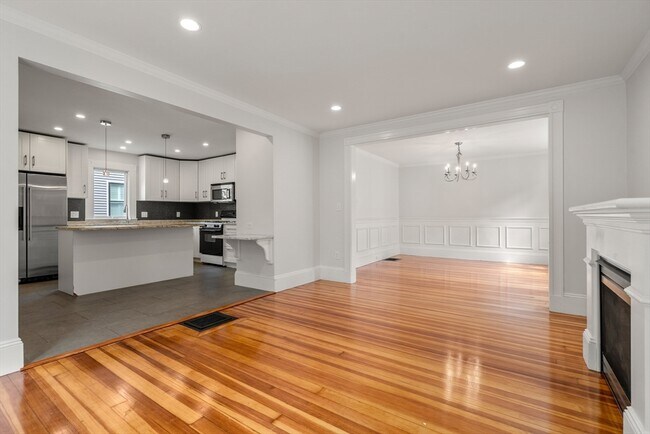 Photo - 100 Floral St Unit 1