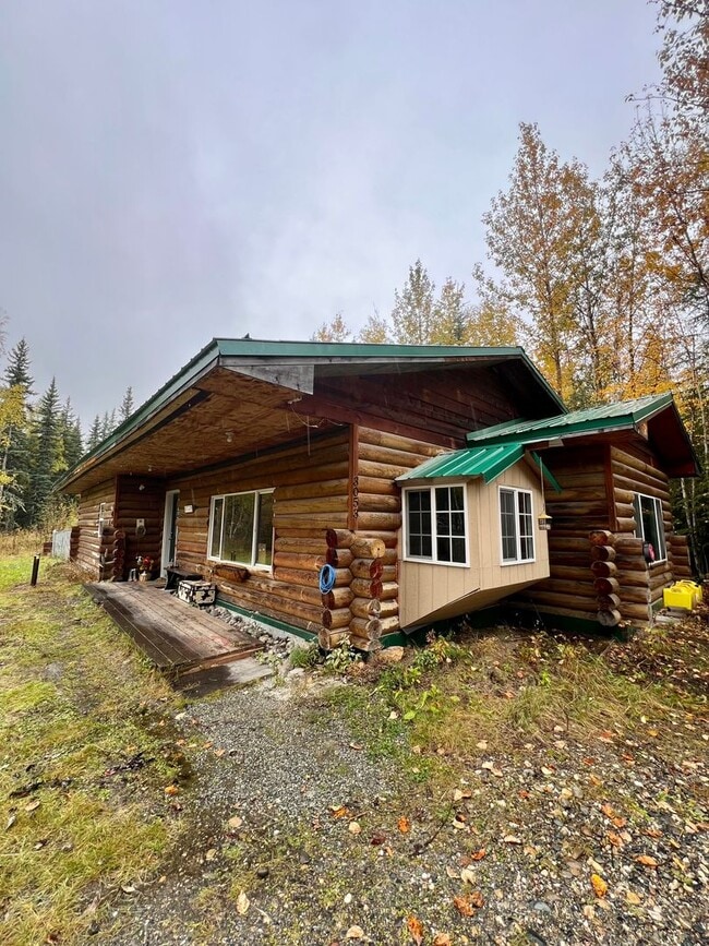 Building Photo - 2 Bedrooms plus an office / Pet friendly /... Rental