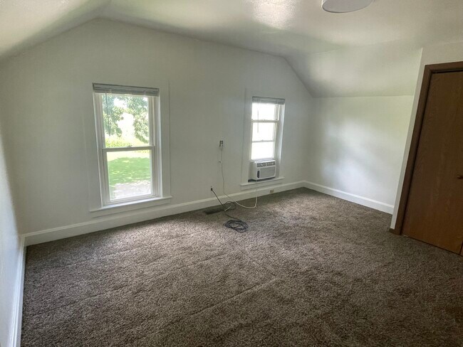 bedroom - N5069 County Road V Unidad #3