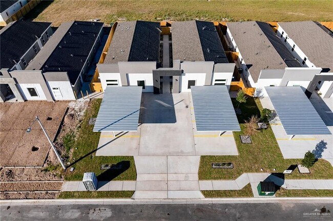 3302 Whetstone Ave Unit 3