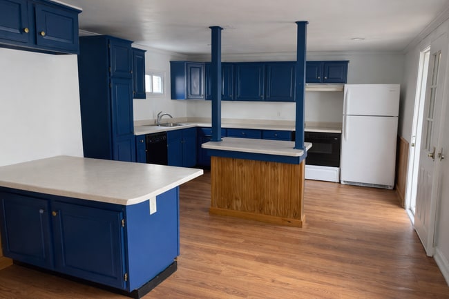 Photo - Center St Unit A