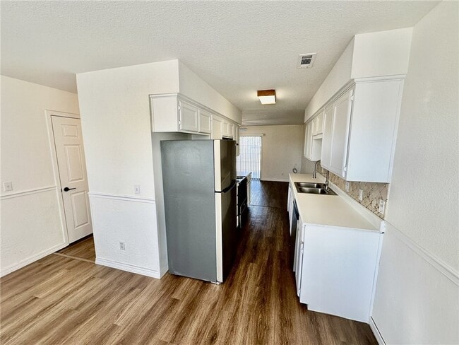 Photo - 1244 SW Elm Tree Rd Unit 3