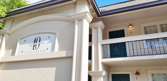 Photo - 655 E Campus Rd Unidad 13