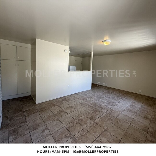 Photo - 12124 Roseglen St Unit rosa