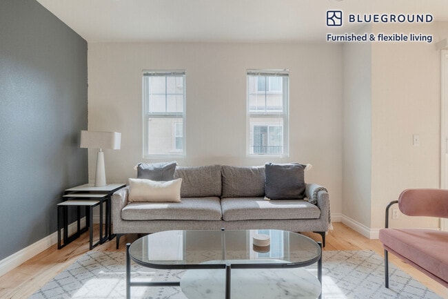 Photo - 963 Bellomo Ave