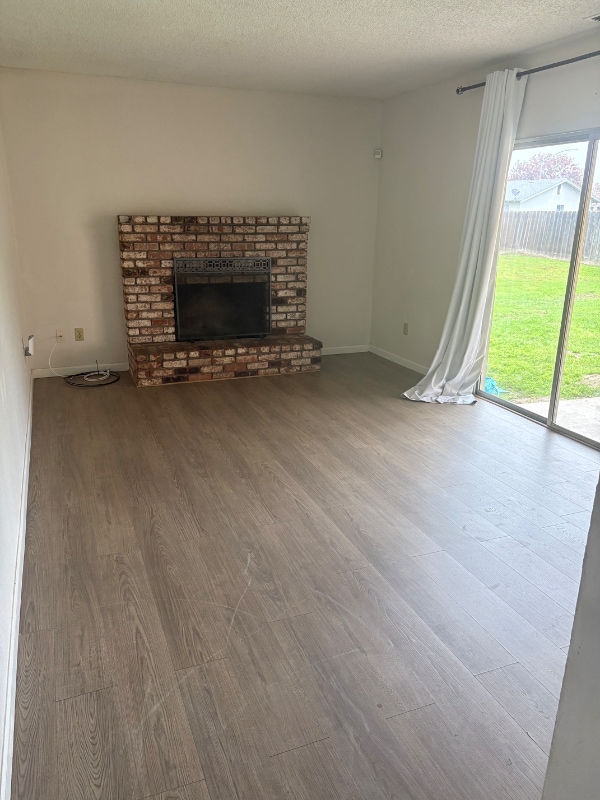 Photo - 1905 Roth Ct