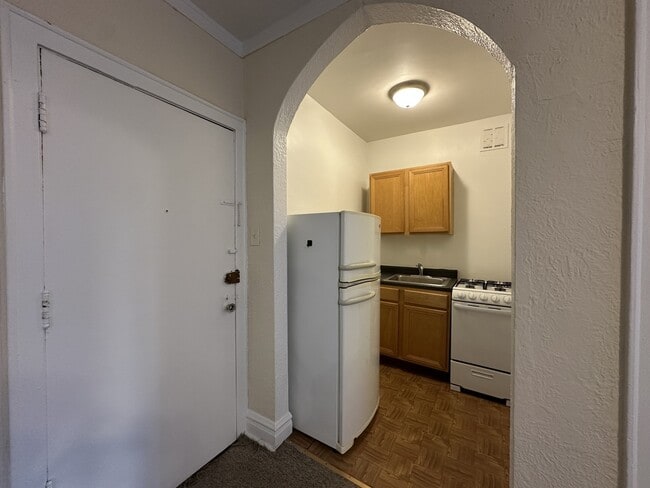 Photo - 4834 N Damen Ave Unit 012