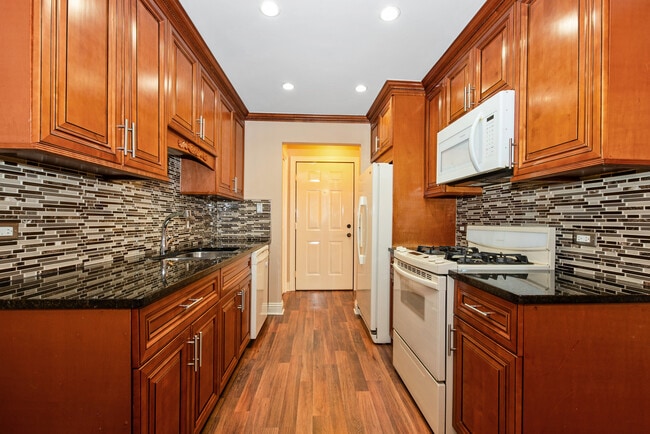 Photo - 10625 Parkside Ave