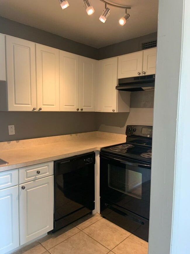 Photo - Stylish 1-Bedroom Studio in Carrington Park! Unit 202