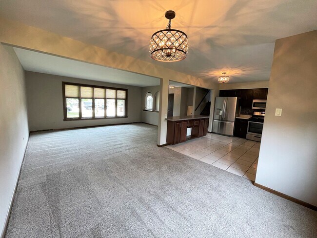 Photo - 16448 84th Ave