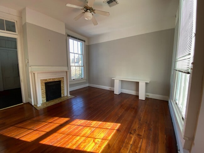 Photo - Top floor unit in the heart of Garden District! Unidad C